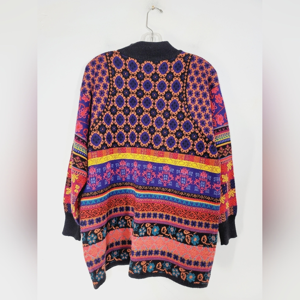 VINTAGE OSSI Colorful Patterned Sweater, M/L - Picture 2 of 3